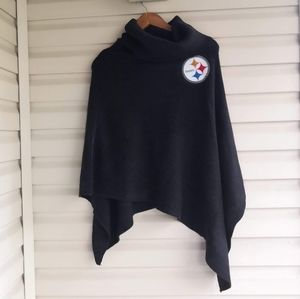 ♠️NWOT Team Apparel Steeler Poncho-A